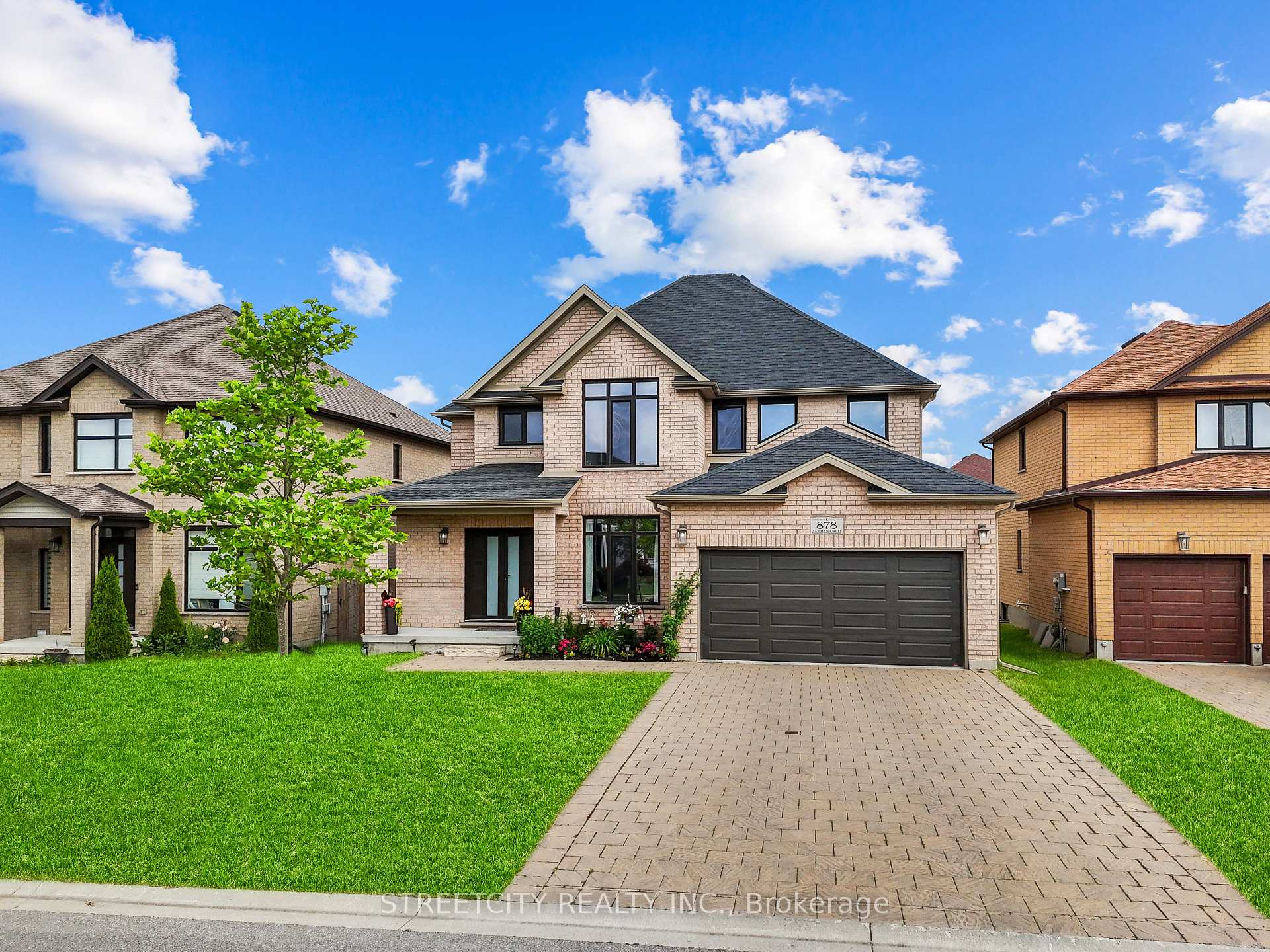 878 Zaifman Circle, London North, ON N5X 0M9