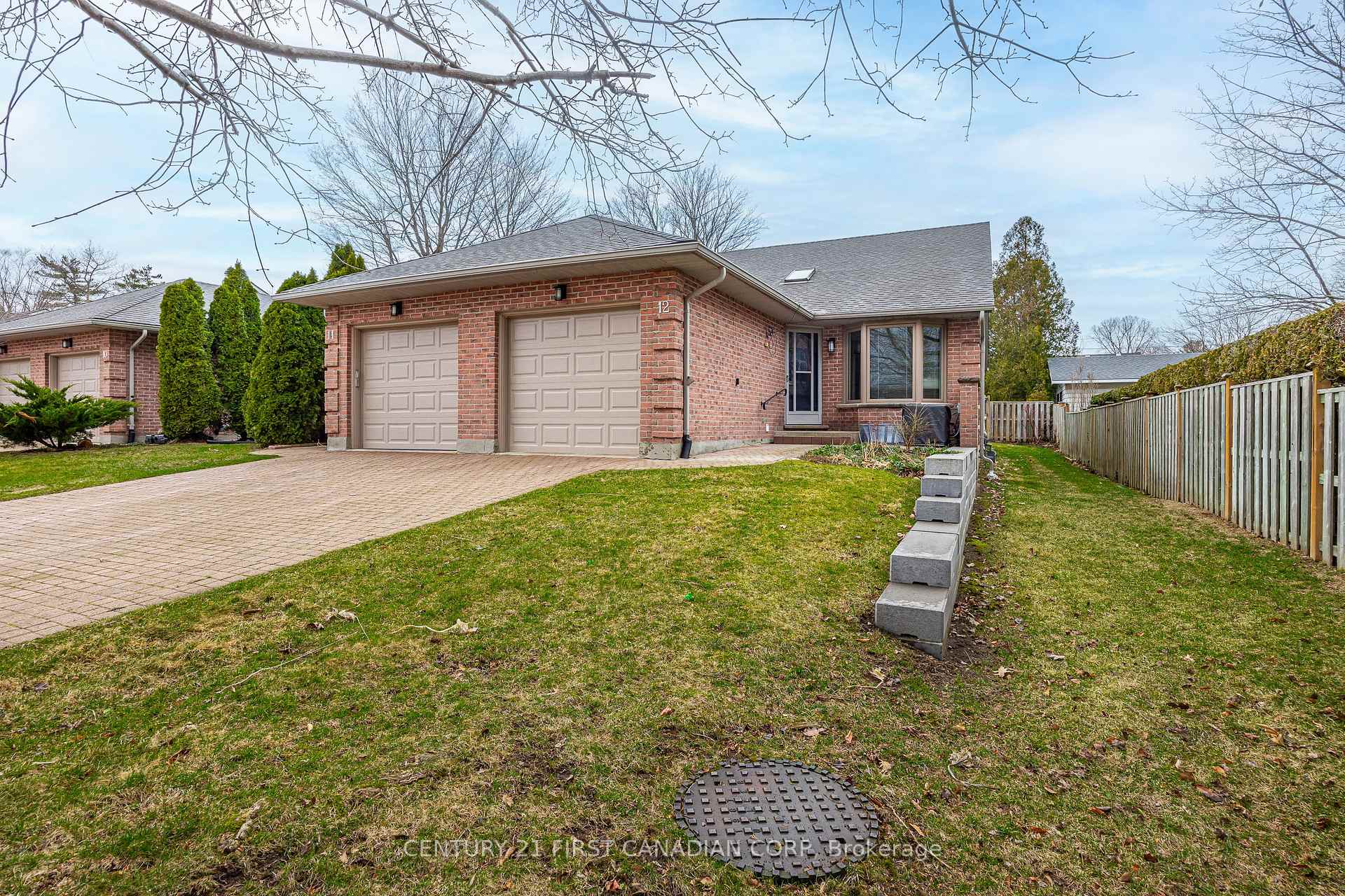 90 Ontario Street S 12, Lambton Shores, ON N0M 1T0
