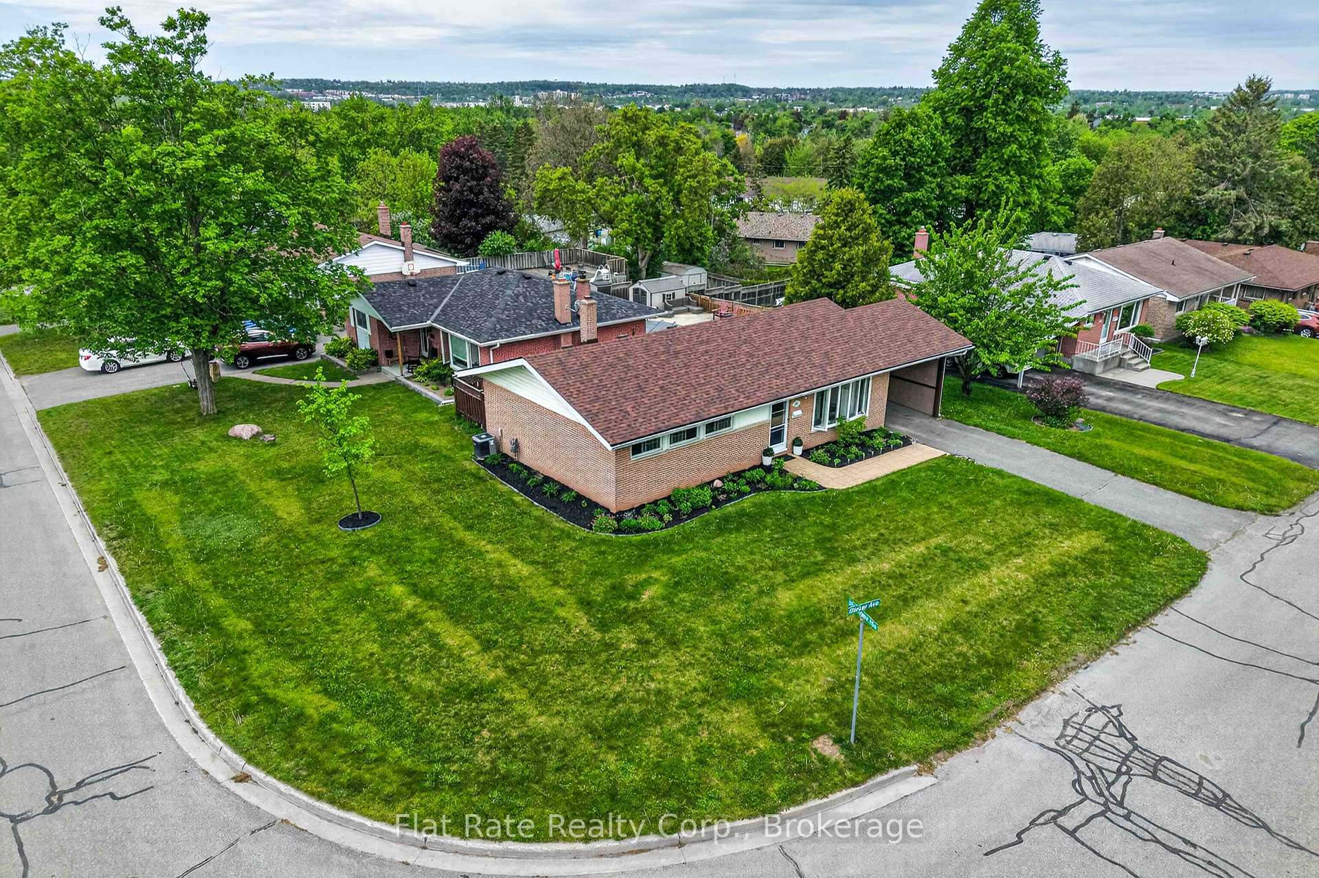 481 BARKER Avenue, Peterborough, ON K9J 1E2