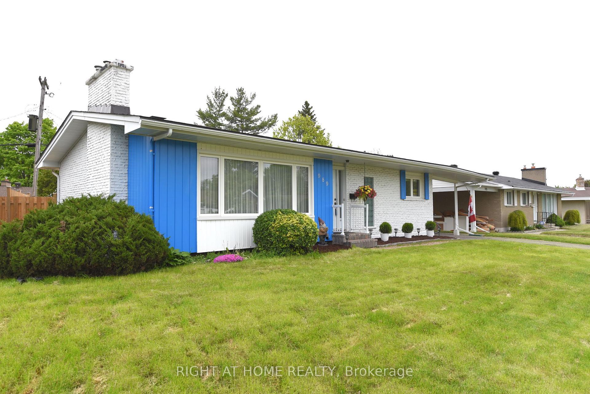 989 GOREN Avenue, Elmvale Acres and Area, ON K1G 2T8