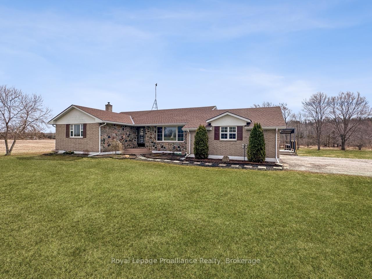 305 Valley Road, Prince Edward County, ON K0K 1A0