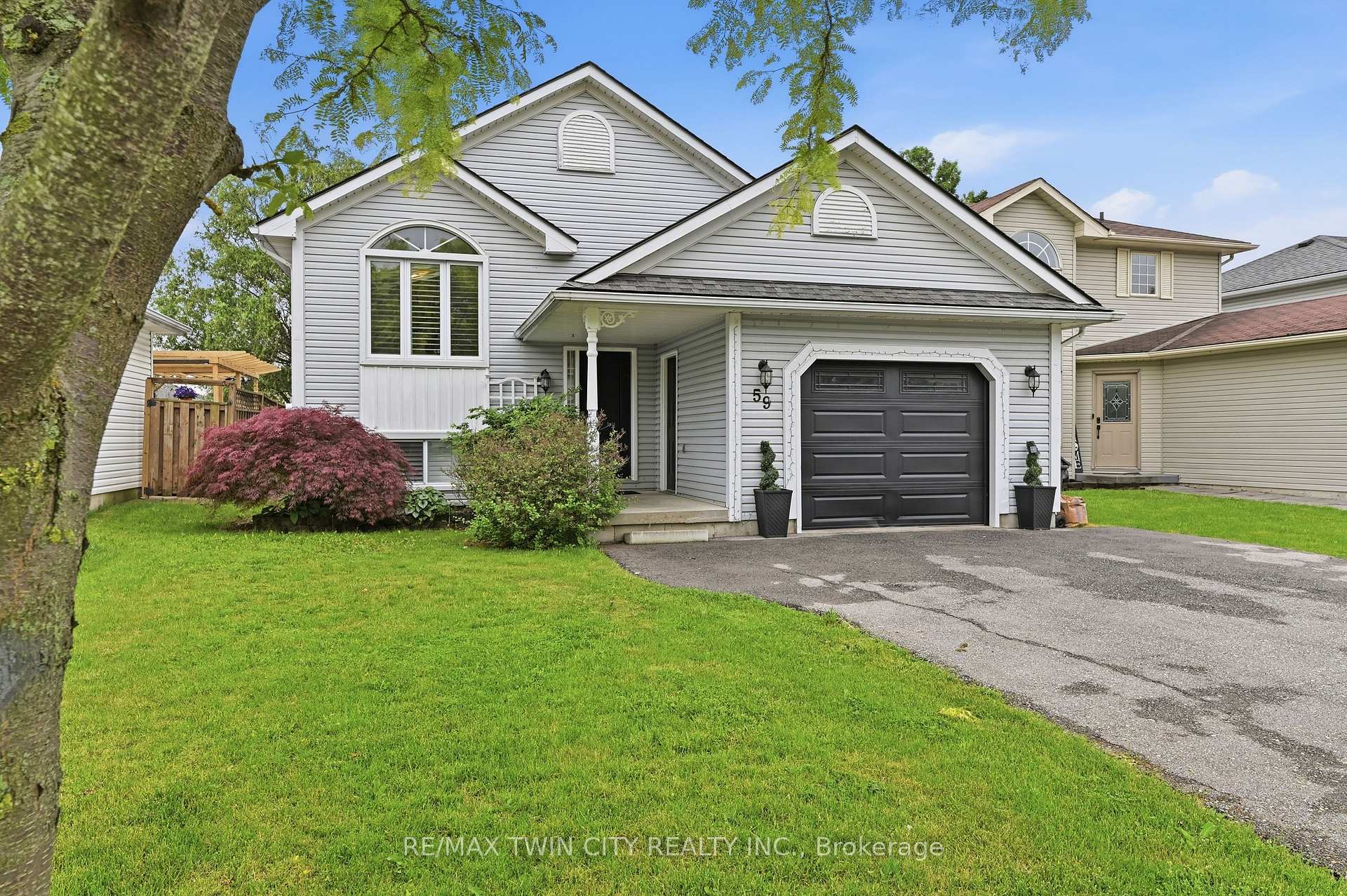 59 Morgan Drive, Haldimand, ON N3W 1H7