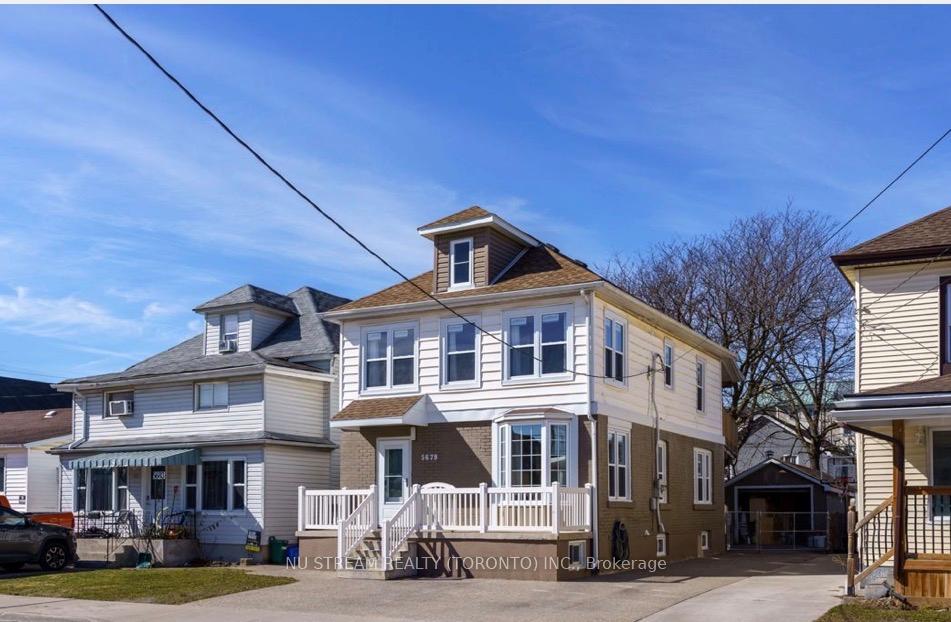 5679 Desson Avenue, Niagara Falls, ON L2G 3T3