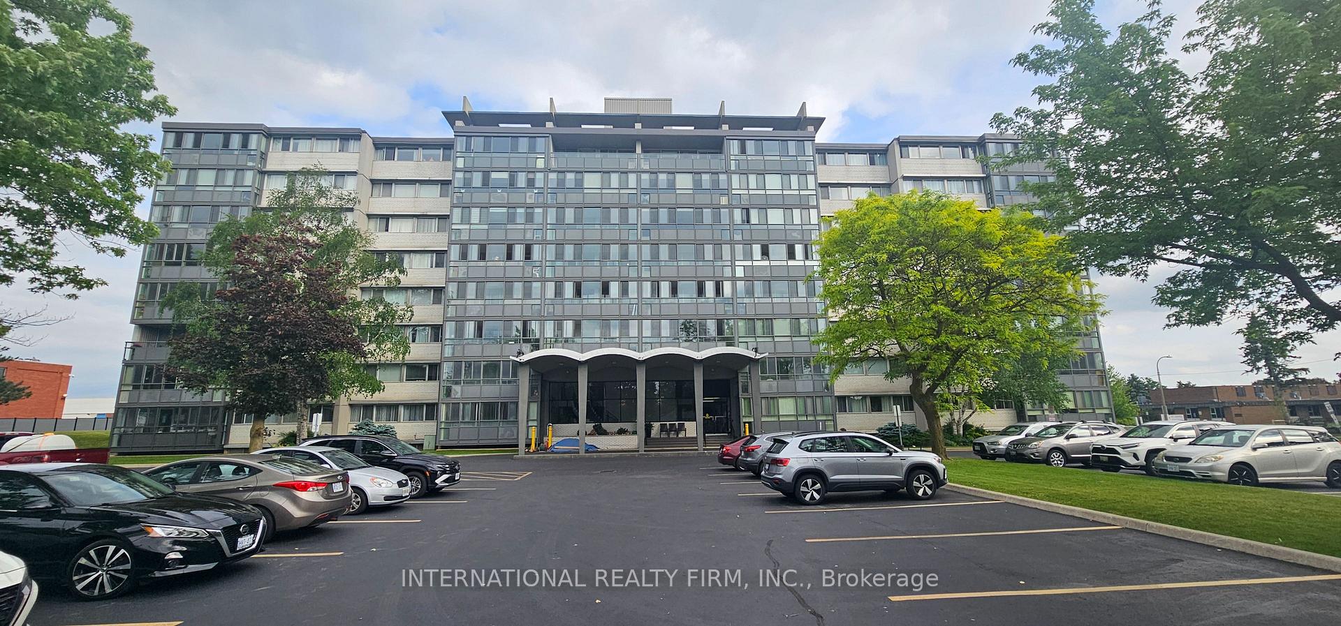 24 Midland Drive 401, Kitchener, ON N2A 2A8