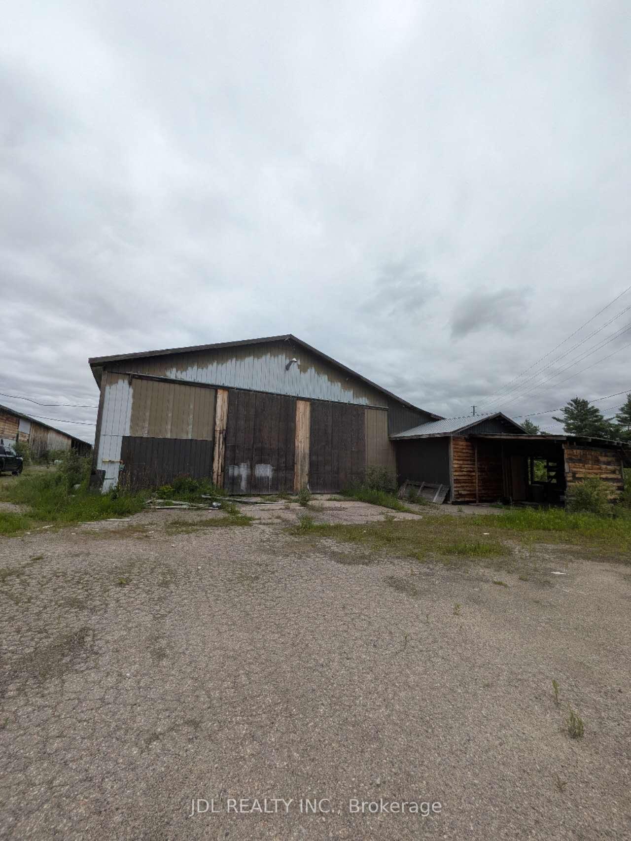 299 Boundary Road E, Pembroke, ON K8A 6W5