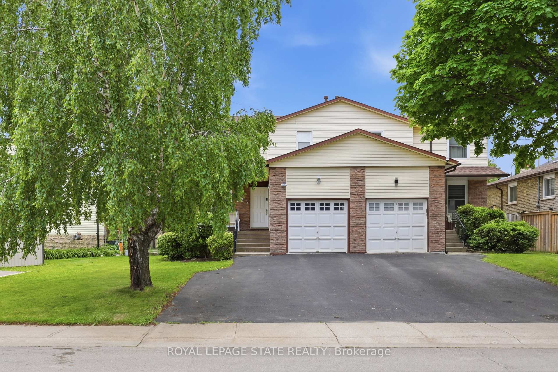 79 Adis Avenue Basement, Hamilton, ON L9C 6T9