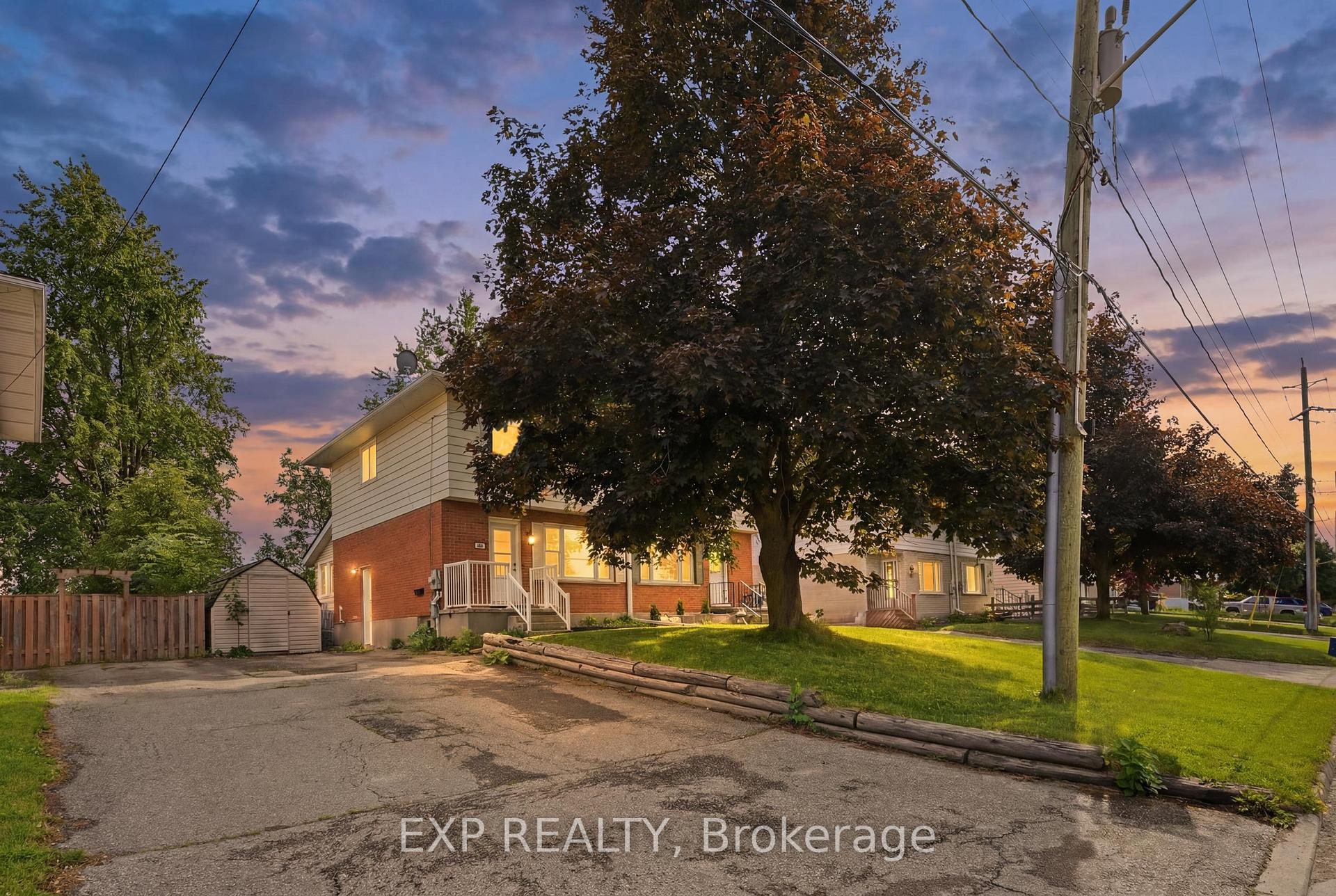 83 Oriole Parkway W, Woolwich, ON N3B 1C2