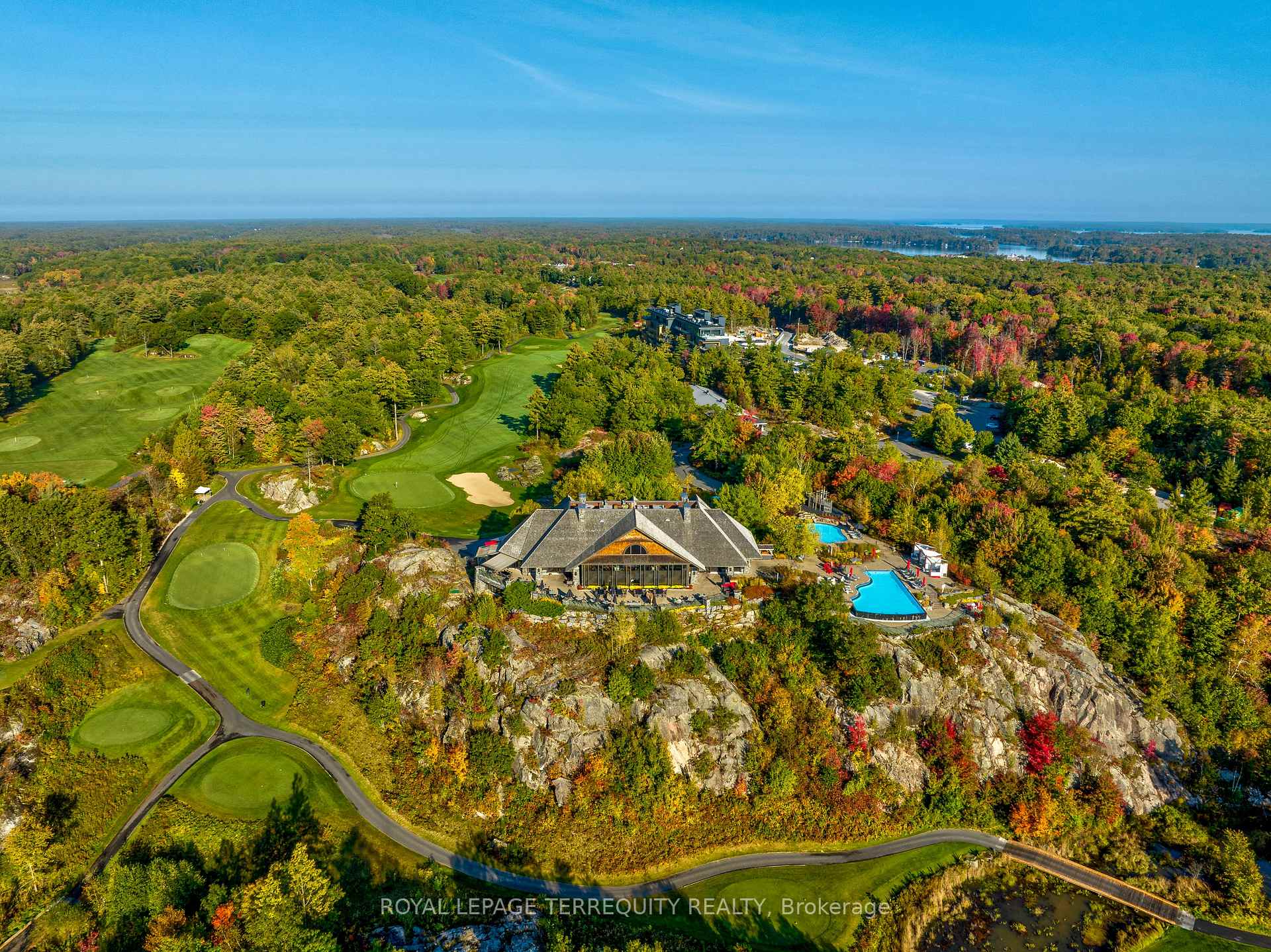 100 Carrick Trail 518, Gravenhurst, ON P1P 0J5