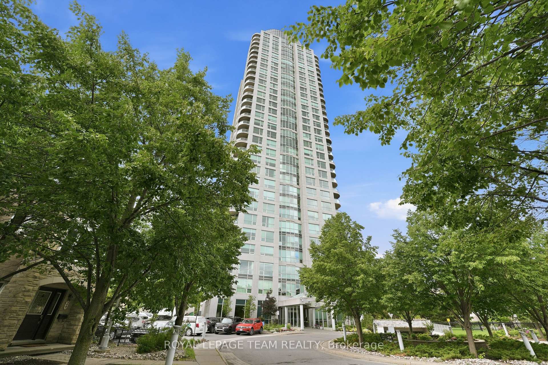 38 Metropole Private 504, Westboro - Hampton Park, ON K1Z 1E9