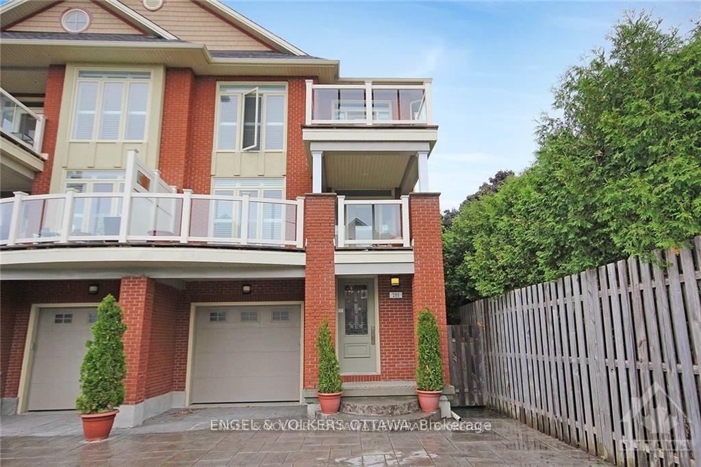 281 KIRCHOFFER Avenue, Carlingwood - Westboro and Area, ON K2A 1Y1