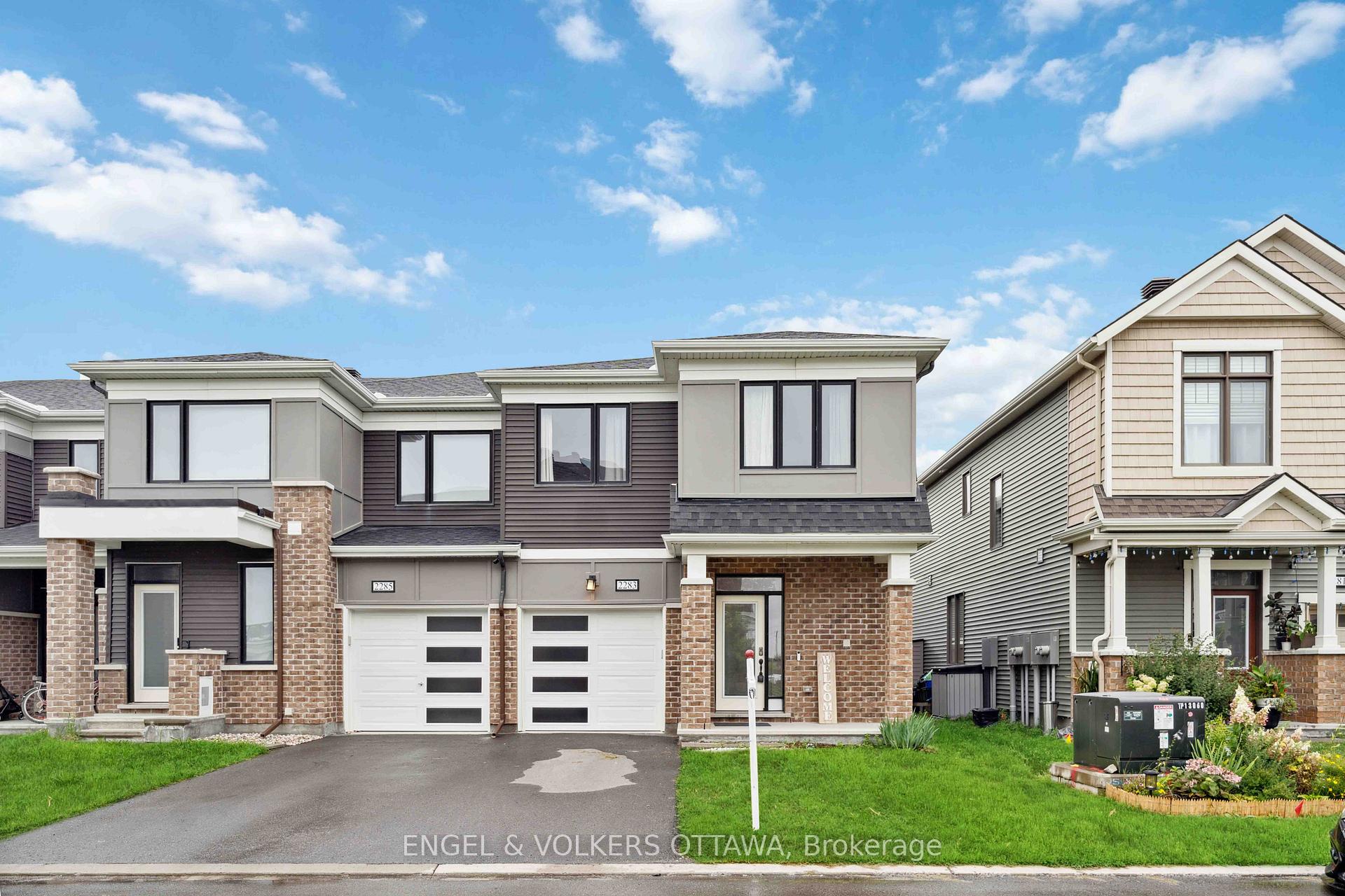 2283 Watercolours Way, Barrhaven, ON K2J 6N2