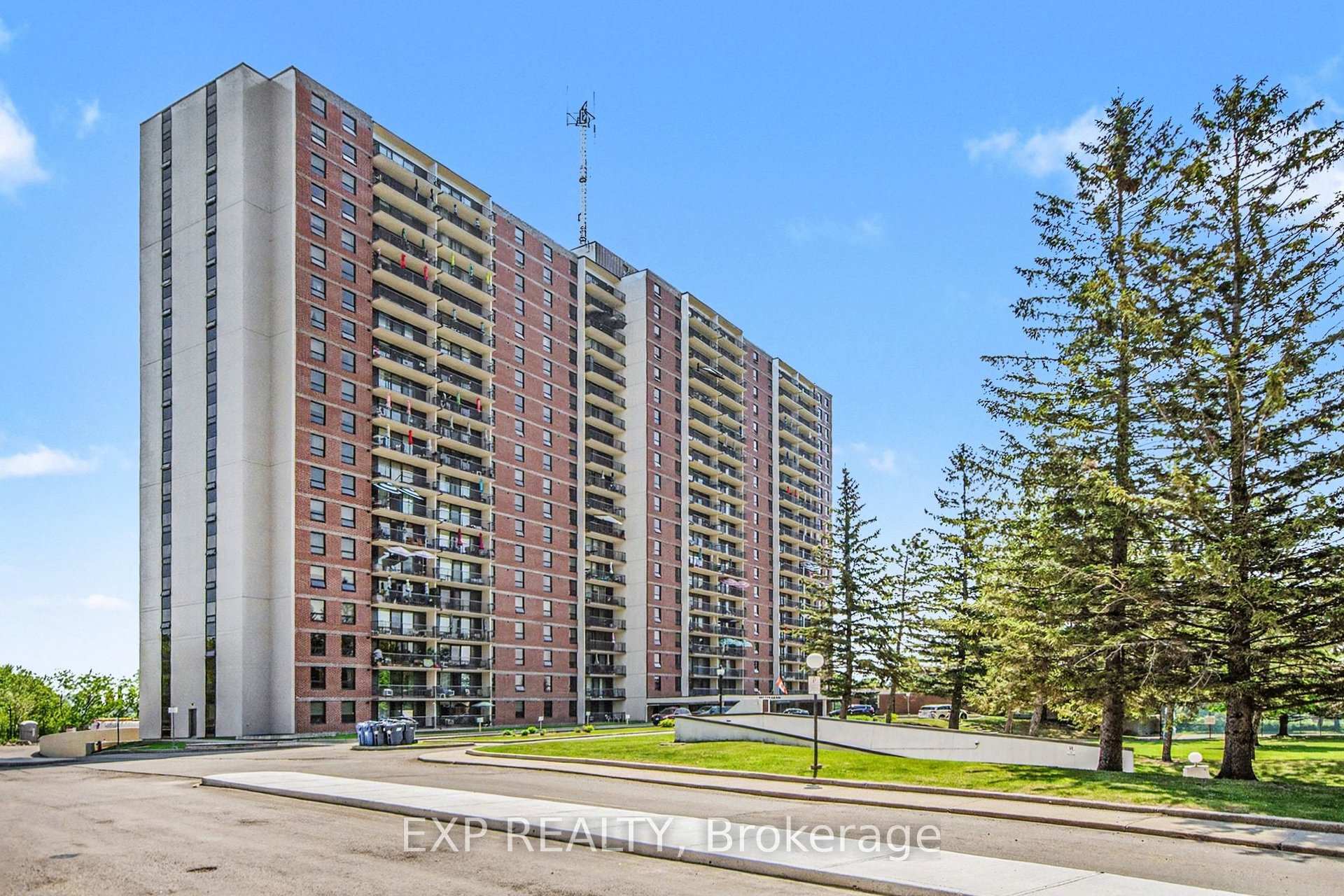 665 Bathgate Drive 802, Overbrook - Castleheights and Area, ON K1K 3Y4