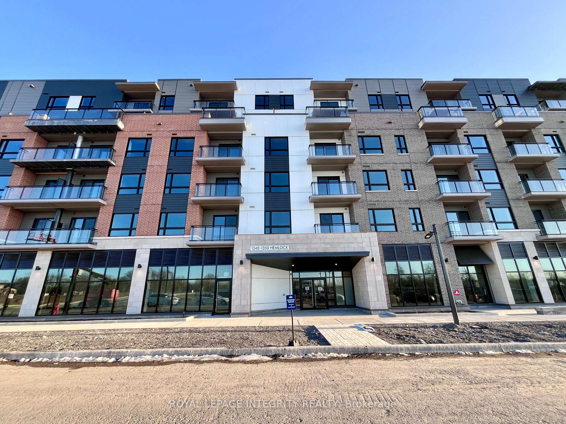1350 HEMLOCK Road 203, Manor Park - Cardinal Glen and Area, ON K1K 5C2
