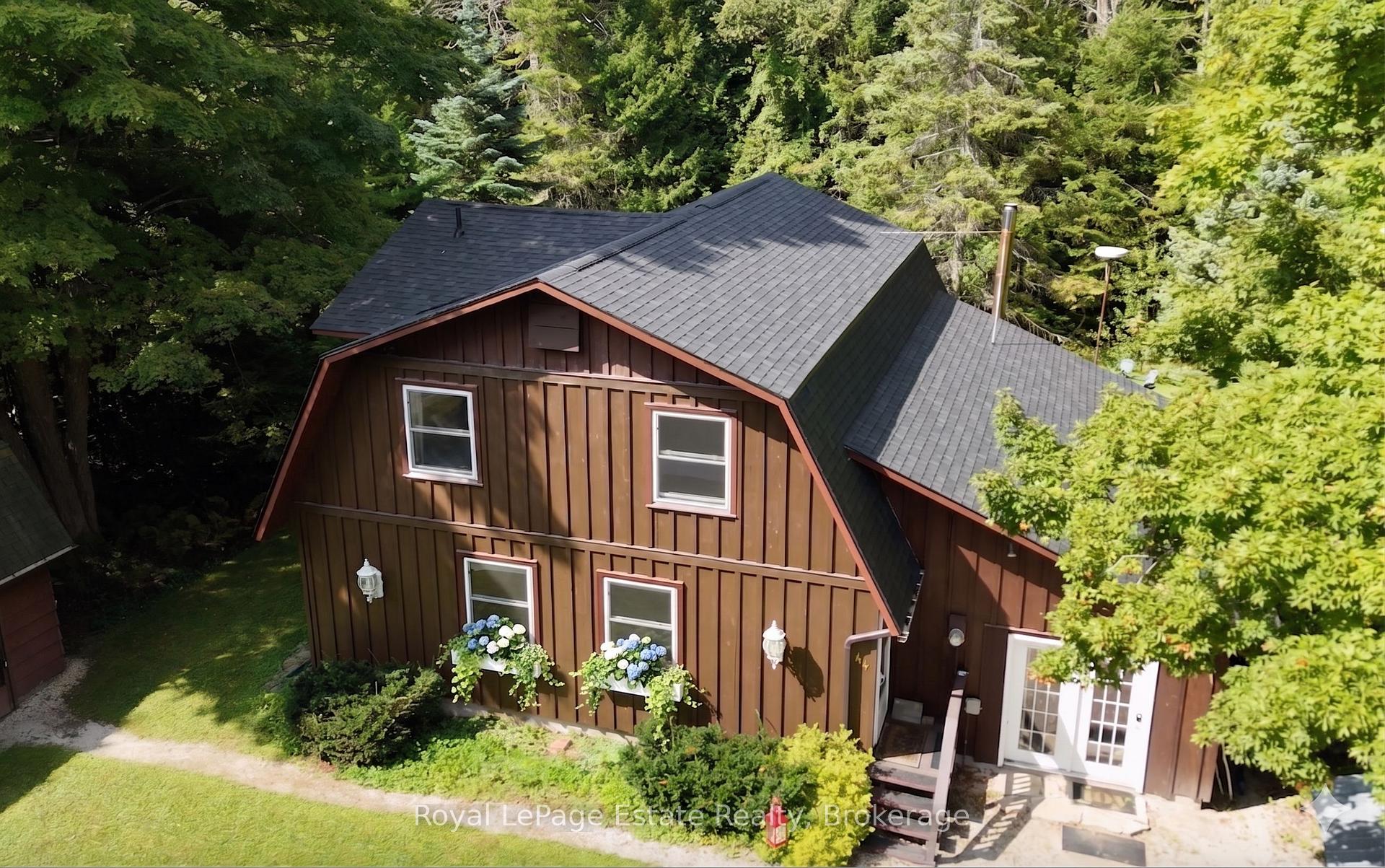 44 Whitefish Boulevard, South Bruce Peninsula, ON N0H 2T0