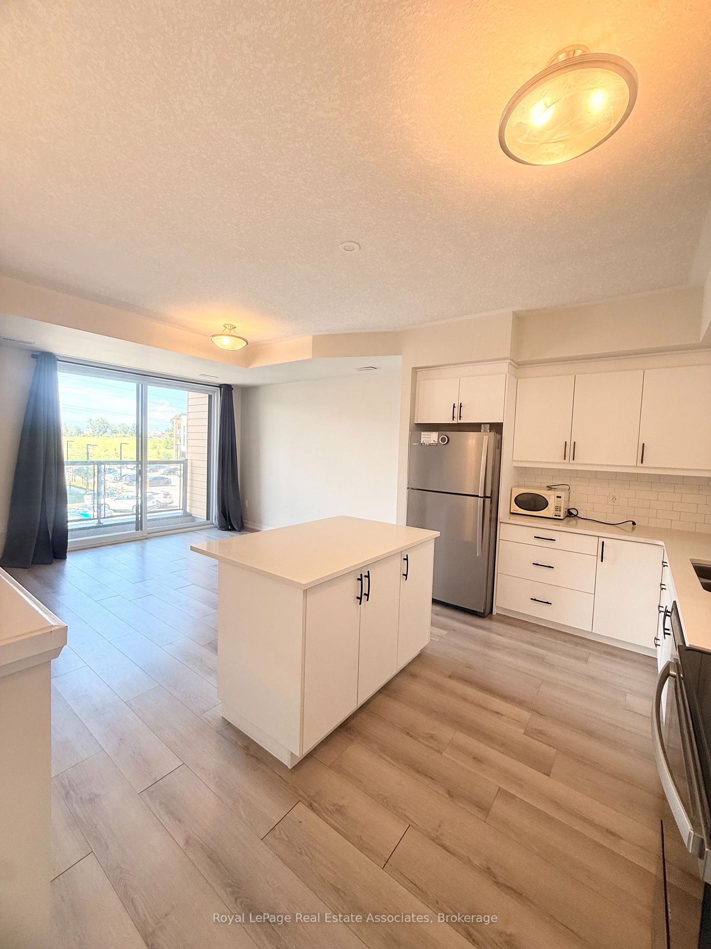 261 Woodbine Avenue 65, Kitchener, ON N2R 0S7