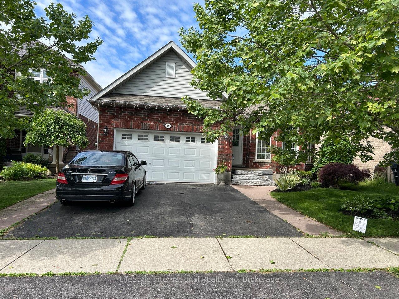 76 Summit Ridge Road, Guelph, ON N1E 0B8