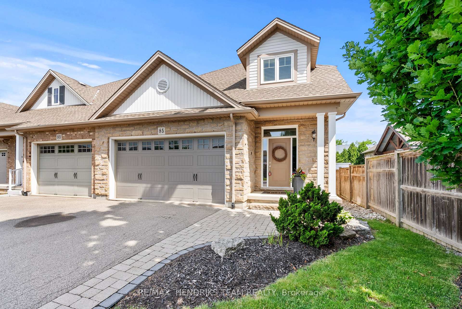 85 Videl Crescent N, St. Catharines, ON L2W 0A3