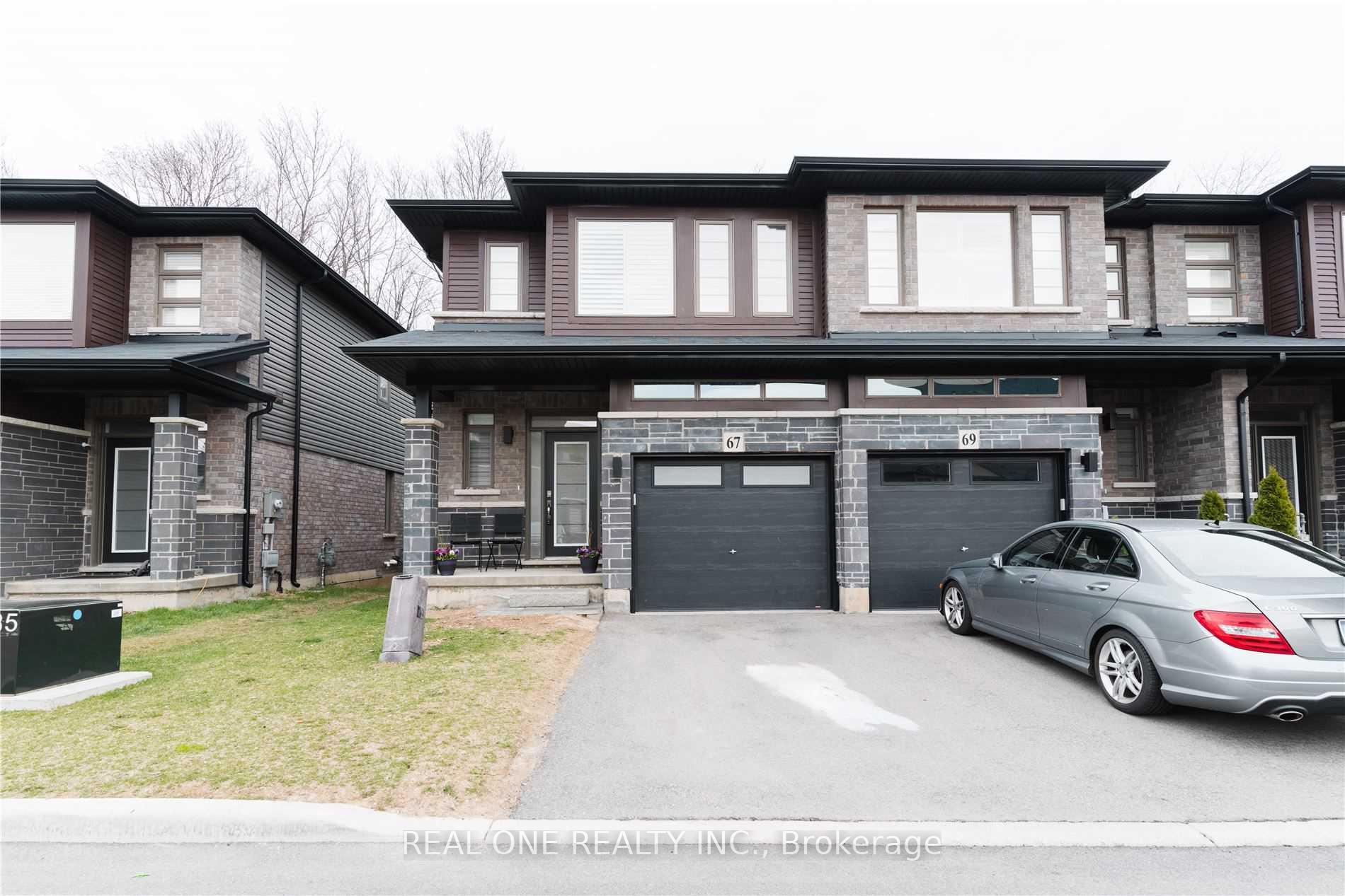 67 Burley Lane, Hamilton, ON L9G 0G5