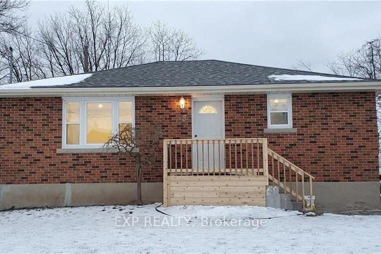 8 Hillcrest Avenue, Brantford, ON N3T 2C7