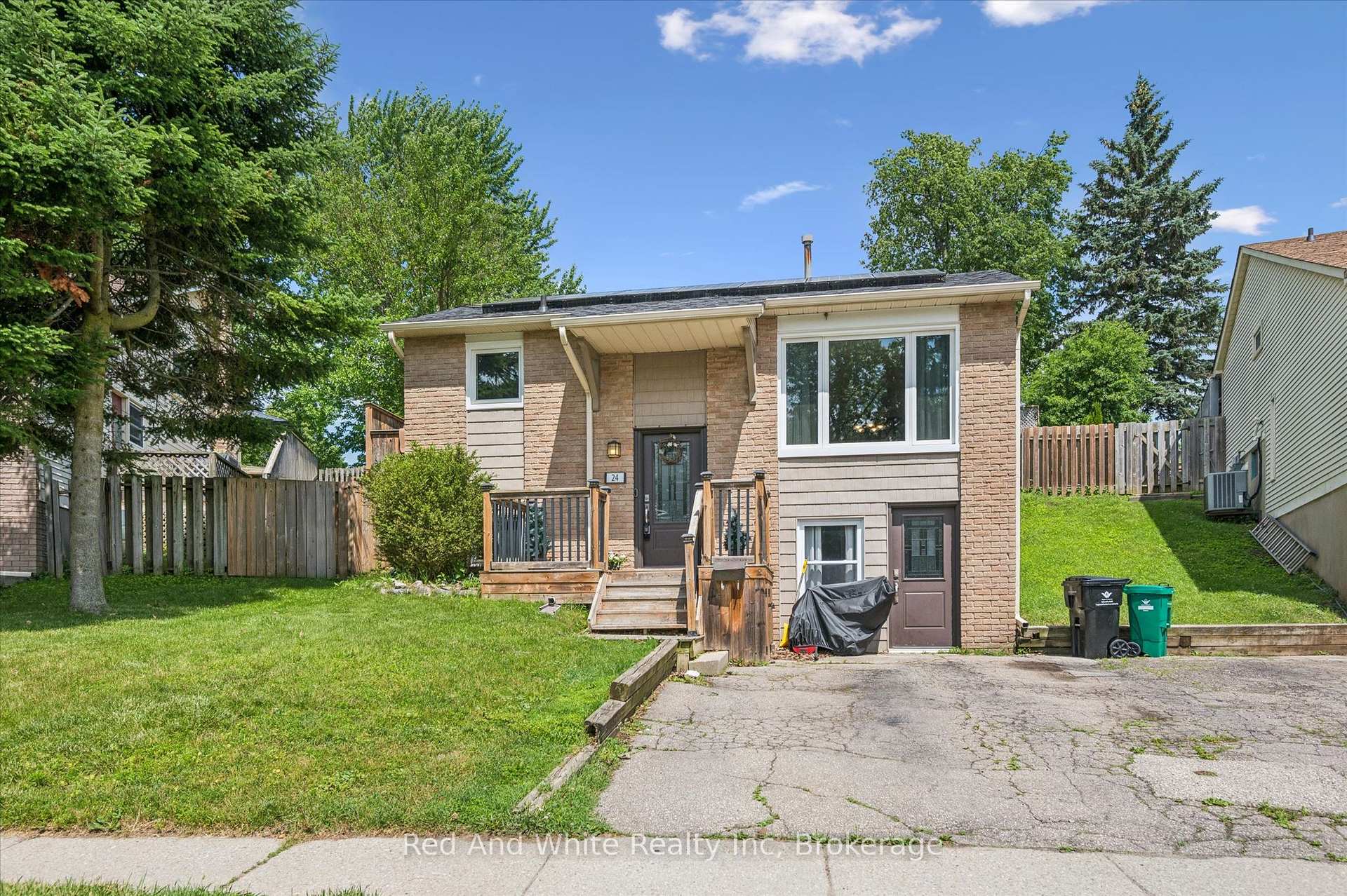 24 Byton Lane, Cambridge, ON N1S 4L9