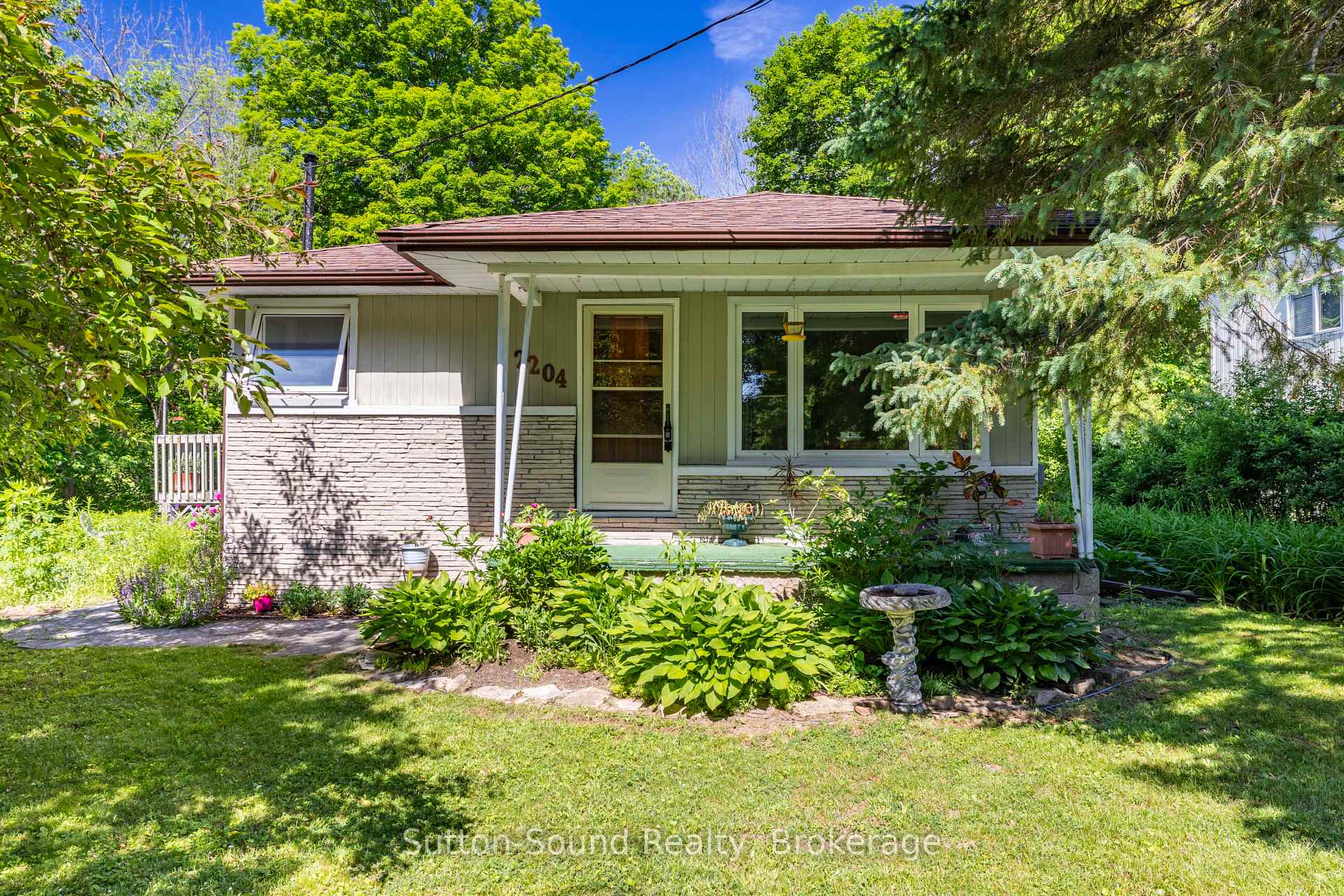 2204 7th Avenue W, Owen Sound, ON N4K 5L7
