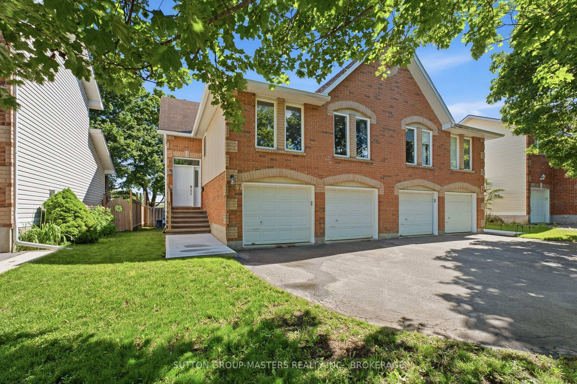 457 Fieldstone Drive, Kingston, ON K7K 7E4