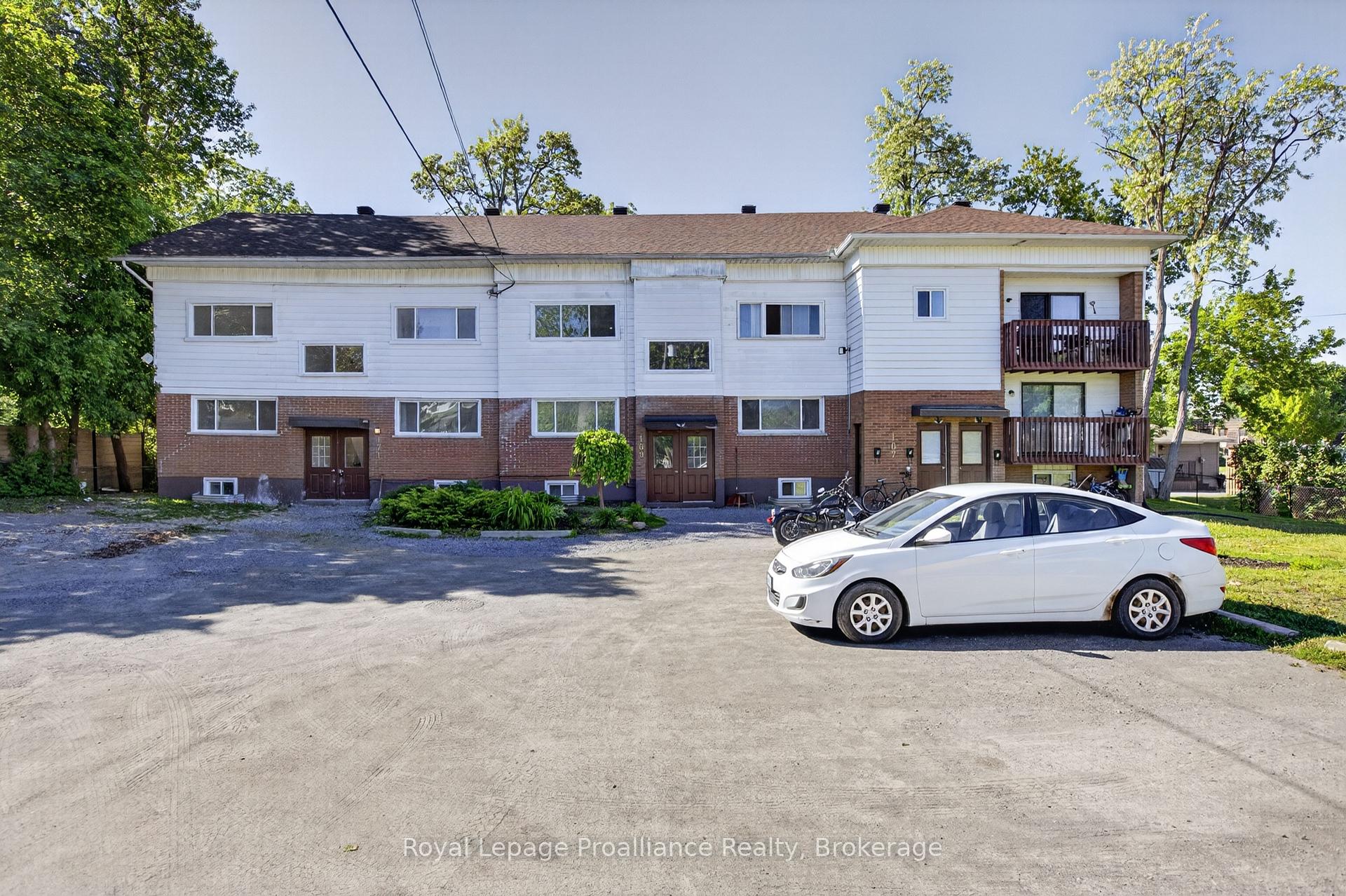 171 Hazlitt Street 5, Peterborough, ON K9H 1L8