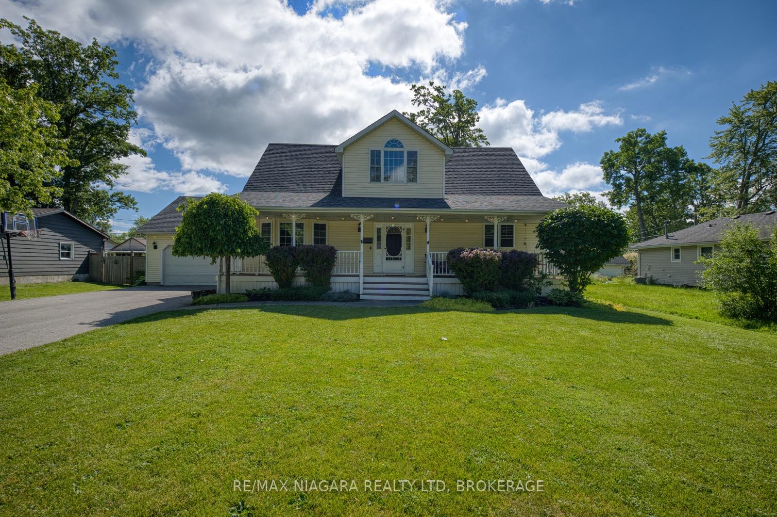 664 Lakeview Road, Fort Erie, ON L2A 4X1