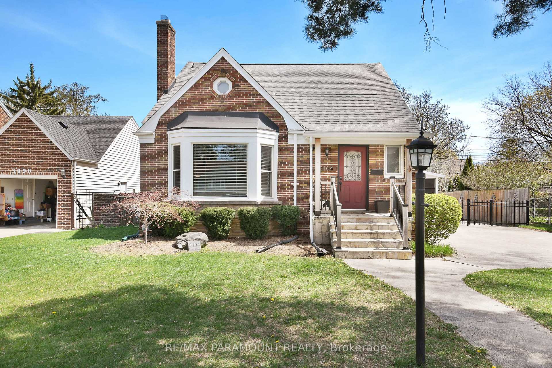 3104 Longfellow Avenue, Windsor, ON N9E 2L5