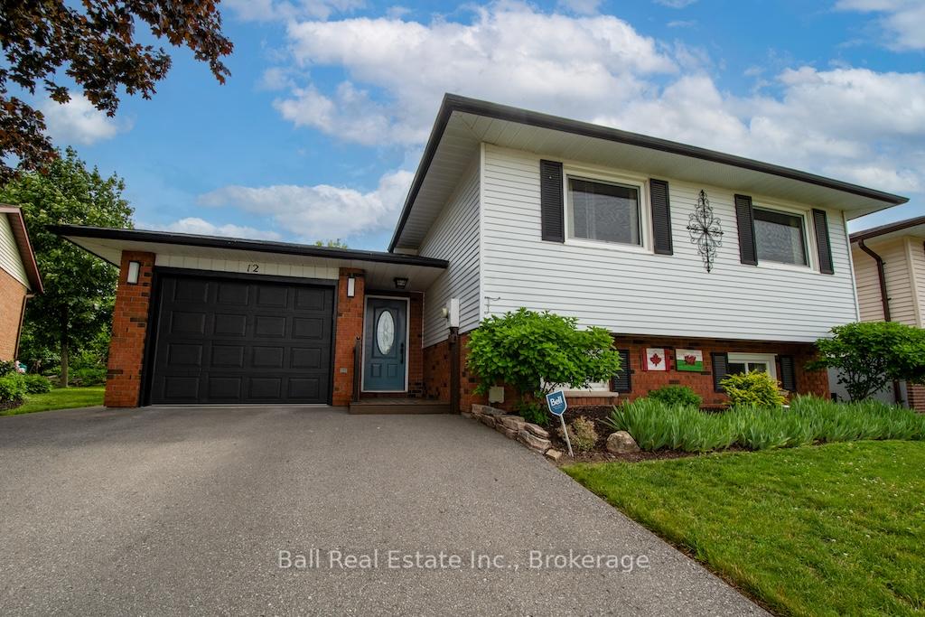 12 Lakefield Court, Selwyn, ON K0L 2H0
