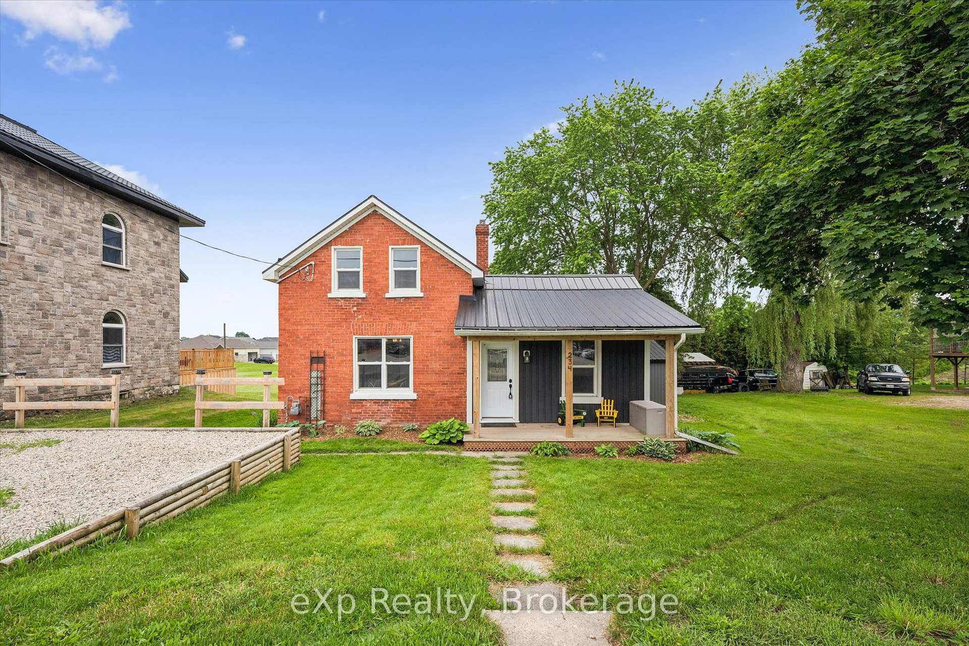234 Elora Street South Street S, Minto, ON N0G 1Z0