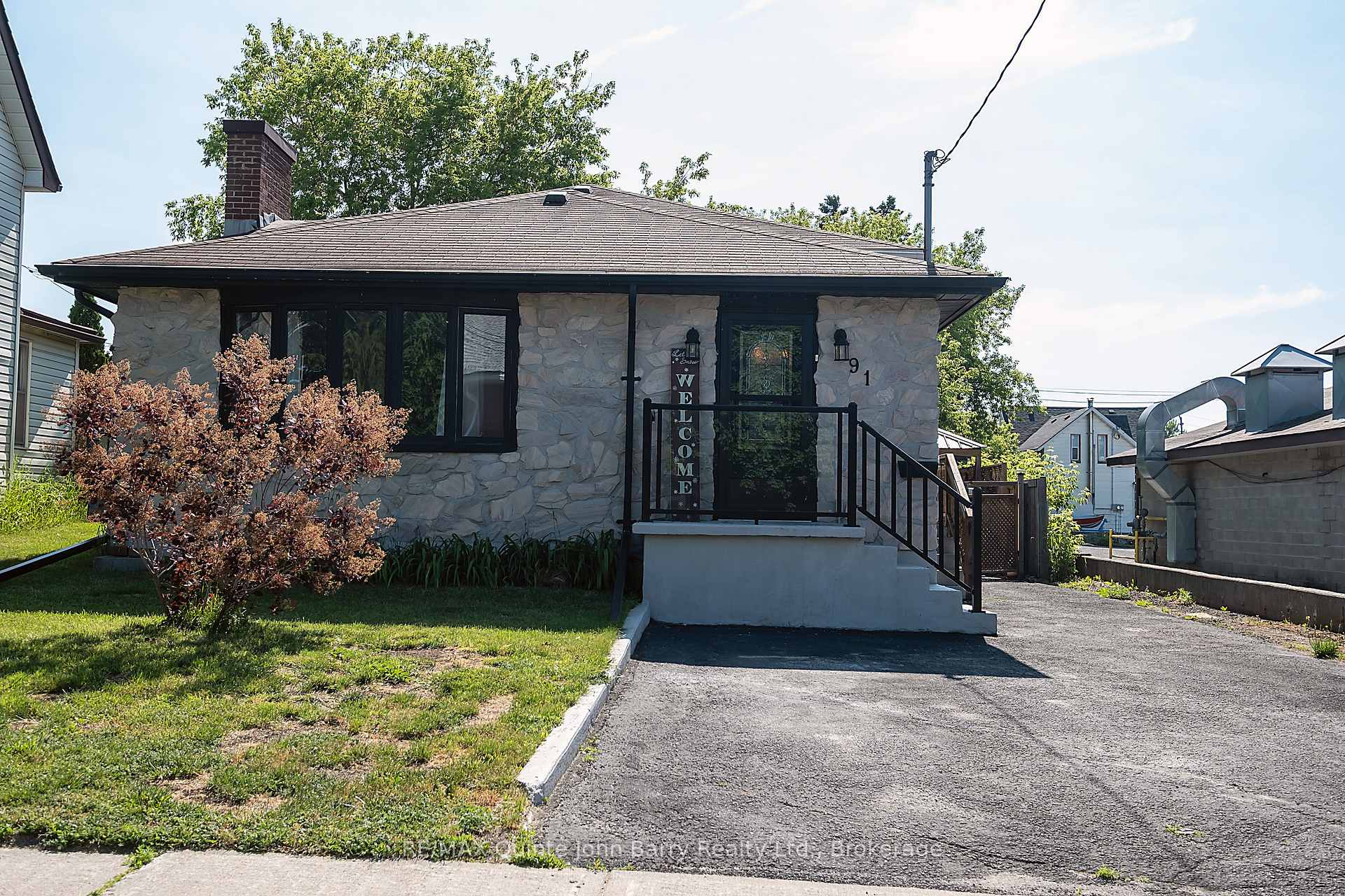 91 Scott Street, Quinte West, ON K8V 3B5