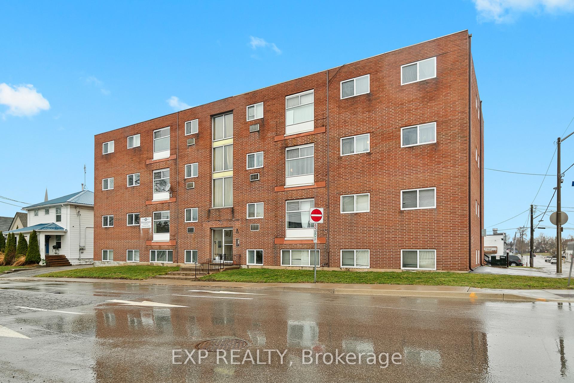 4663 Huron Street, Niagara Falls, ON L2E 2H7