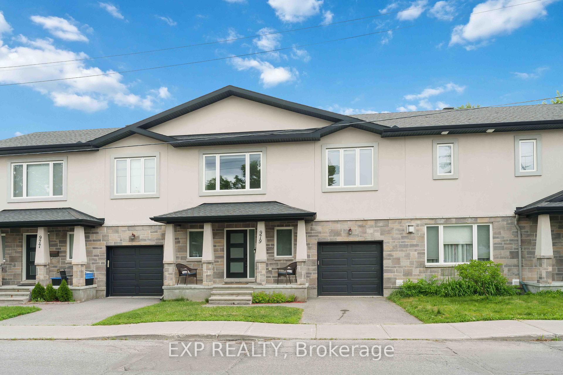 979 Admiral Avenue, Carlington - Central Park, ON K1Z 6L8