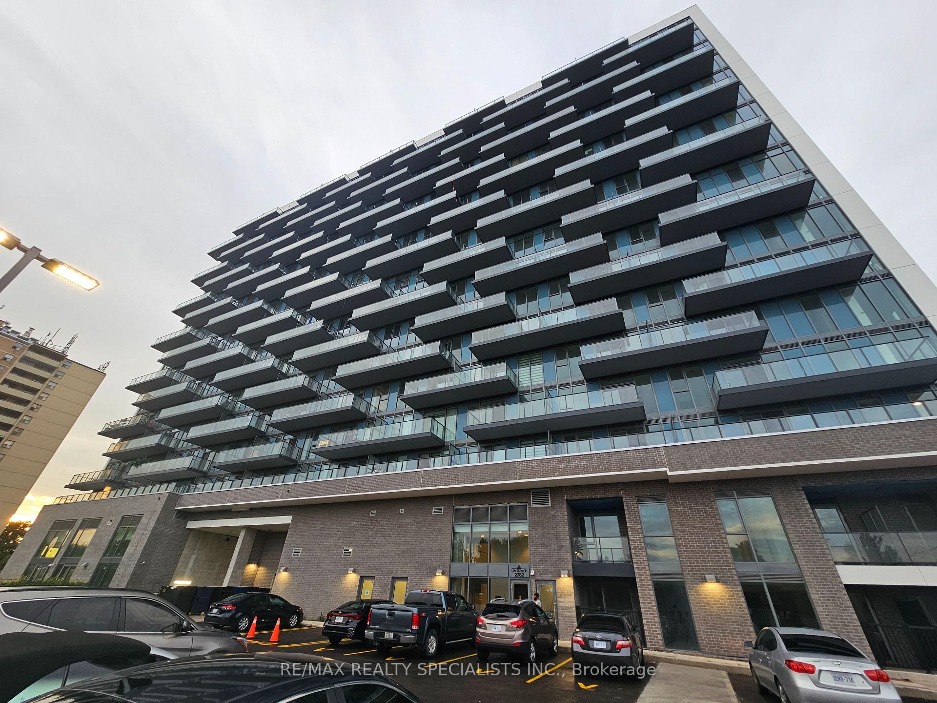 2782 Barton Street 105, Hamilton, ON L8E 2J8