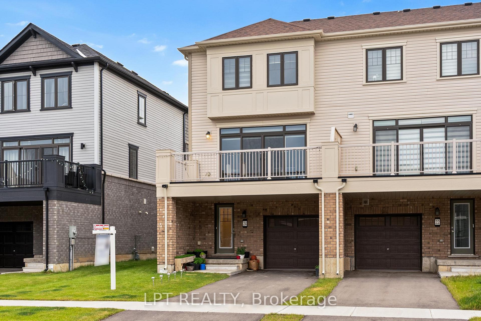 24 Bee Crescent, Brantford, ON N3T 0V7