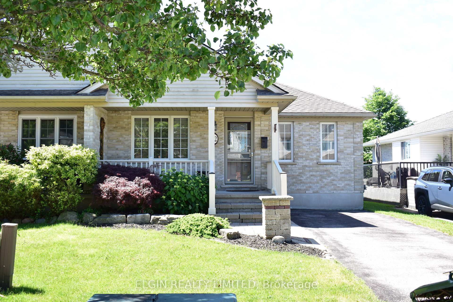 22 Axford Parkway, St. Thomas, ON N5R 6E6