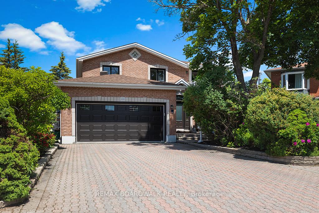 1560 Montcerf Court, Orleans - Convent Glen and Area, ON K1C 4Z4