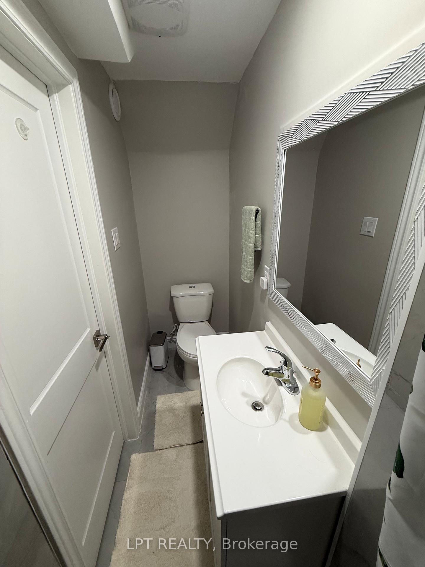 50 Spring Crest Way Basement, Thorold, ON L2V 0J8