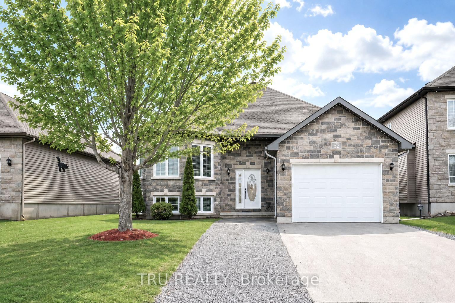 52 South Indian Drive, The Nation, ON K0A 2M0