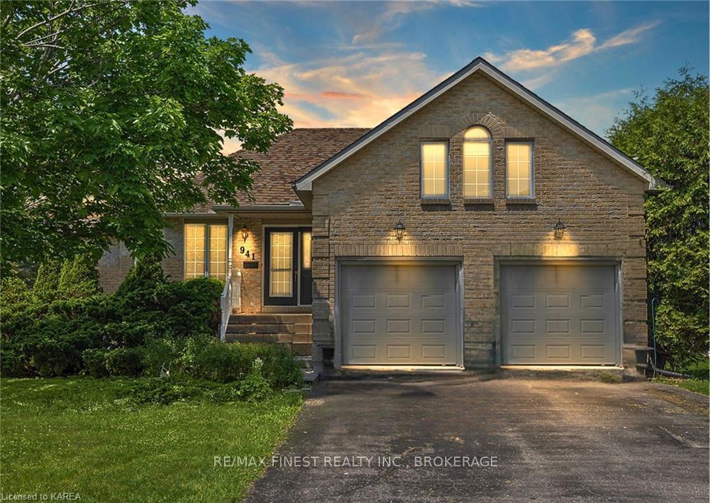 941 Malvern Terrace, Kingston, ON K7P 2Y6