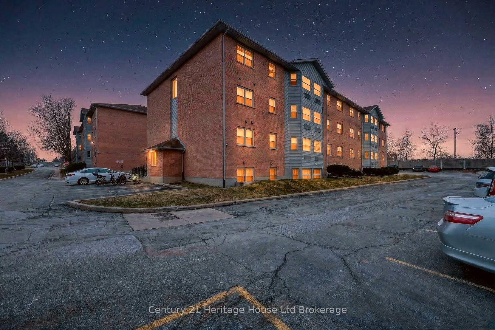 64 Hiawatha Road 35, Woodstock, ON N4T 1P4