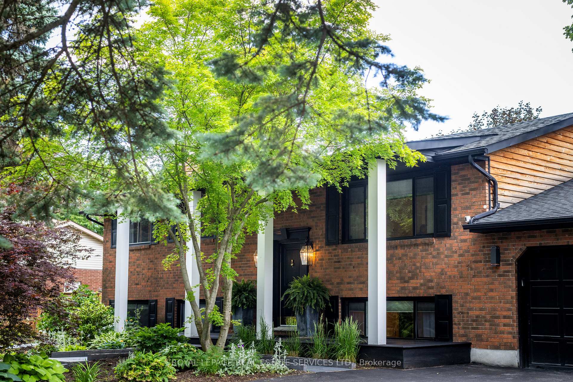13 Upper Canada Drive, Niagara-on-the-Lake, ON L0S 1J0