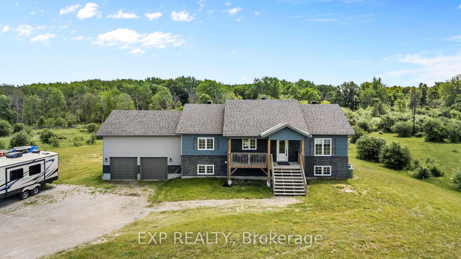 4153 Roger Stevens Drive, Montague, ON K7A 4S6