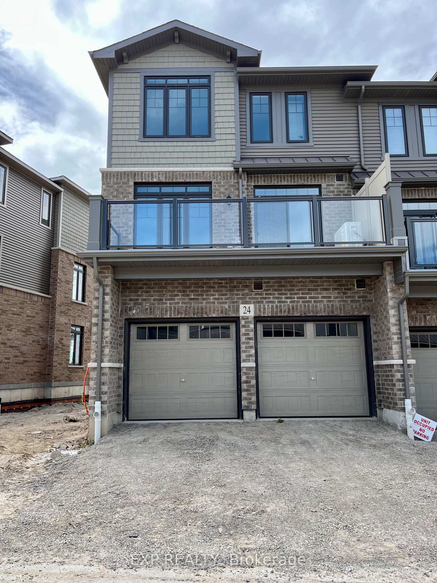 10 Birmingham Drive 24, Cambridge, ON N1R 0C6