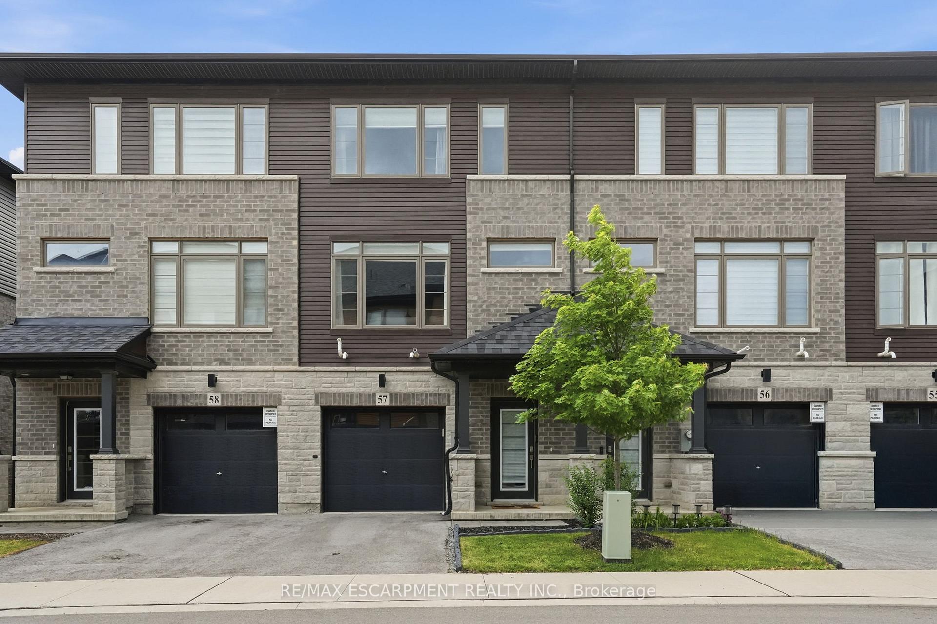 61 Soho Street 57, Hamilton, ON L8J 0M6