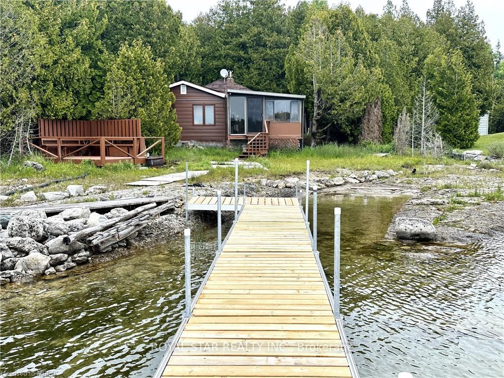 85 Simpson Avenue, Northern Bruce Peninsula, ON N0H 2R0