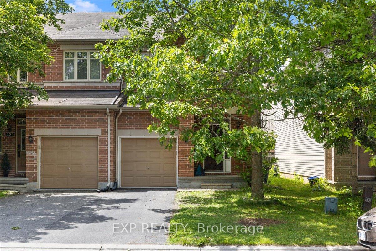 222 Badgeley Avenue, Kanata, ON K2T 0A4