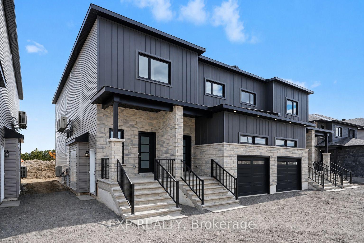 488 Falcon Lane A, Russell, ON K4R 0M5