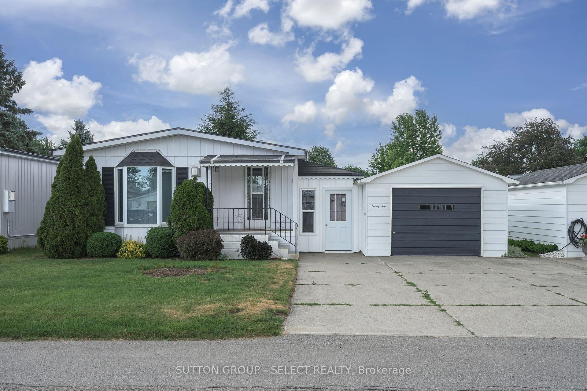 32 Miller Street, Strathroy-Caradoc, ON N7G 3K8